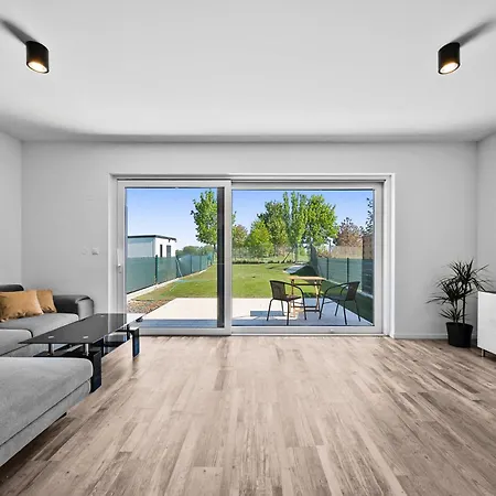 Nature & Relax In Golf Centre Apartman *