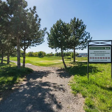 Nature & Relax In Golf Centre Nagyborsa