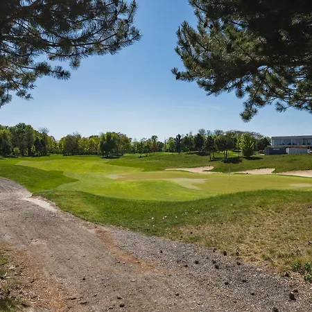 Nature & Relax In Golf Centre Nagyborsa